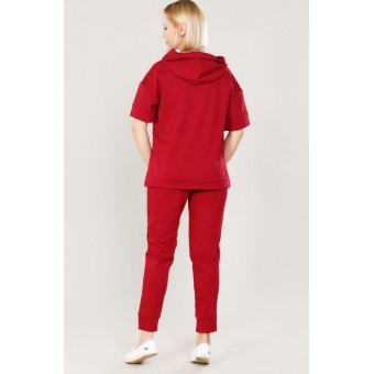 Костюм  женский       из футера    футболка с брюками   красный
