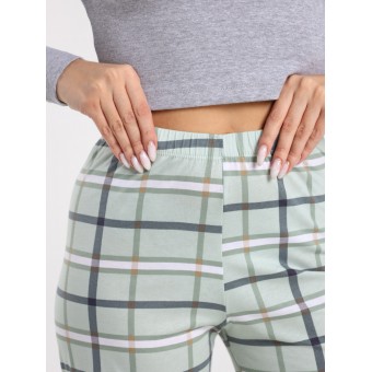 Комплект  женский       из кулирки    футболка с брюками        