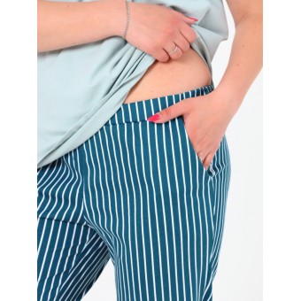 Комплект  женский       из кулирки    футболка с бриджами   зеленый