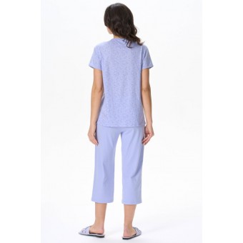 Пижама  женская       трикотажная    футболка с бриджами   голубая