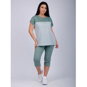 Костюм  женский       из кулирки    футболка с бриджами   зеленый