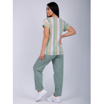 Костюм  женский       из кулирки    футболка с брюками   зеленый