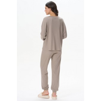 Костюм  женский       модал    кофта с брюками   бежевый