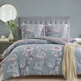 Комплект постельного белья         1,5 спальный из сатина        с наволочками 50х70 2 шт Цветы Valtery