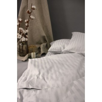 Комплект постельного белья         евро из сатина-страйп        с наволочками 70х70 2 шт Однотонное Cotton Line  