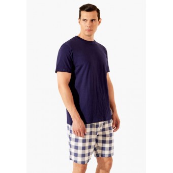 Комплект  мужской           футболка с шортами