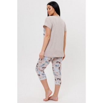 Костюм  женский       из кулирки    футболка с бриджами   бежевый  Животные Kuzina