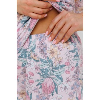 Пижама  женская       из кулирки    футболка с бриджами   розовая  Цветы Kuzina