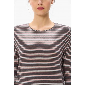 Джемпер  женский       трикотажный       разноцветный  Полоска