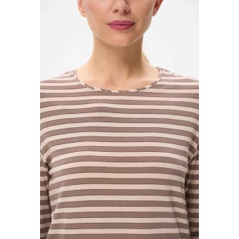 Джемпер  женский       трикотажный       бежевый  Полоска