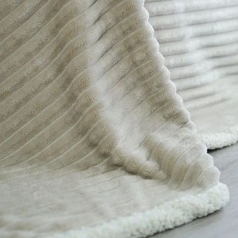 Плед     на кровать 150х220  1,5 спальный из микрофибры  400 г/м2     бежевый  Полоска Marianna