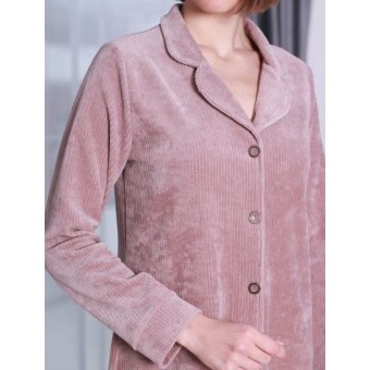 Халат  женский       Вельвет   на пуговицах  с длинным рукавом