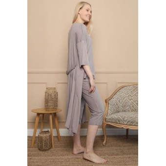 Халат  женский       из вискозы   с запахом  с рукавом 3/4