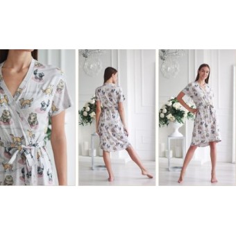 Халат  женский       из вискозы   с запахом  с коротким рукавом