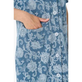 Халат  женский       трикотажный   на пуговицах  с коротким рукавом  голубой