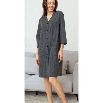 Халат  женский       трикотажный   на пуговицах  с рукавом 3/4  черный