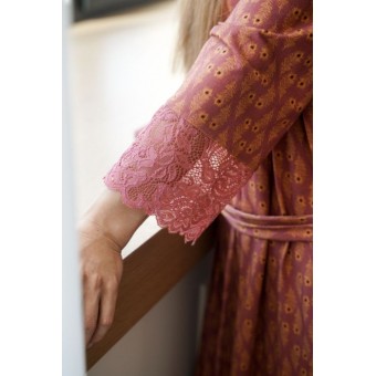 Халат  женский       трикотажный   с запахом  с рукавом 3/4  бордовый