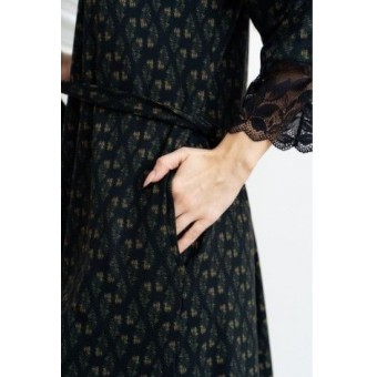 Халат  женский       модал   с запахом  с рукавом 3/4  черный