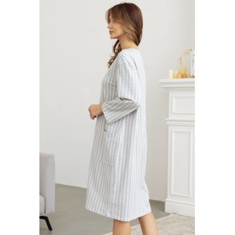 Халат  женский       трикотажный   на пуговицах  с рукавом 3/4  серый