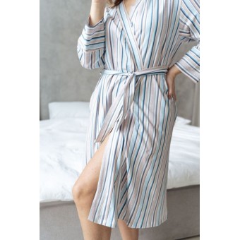 Халат  женский       трикотажный   с запахом  с рукавом 7/8  голубой