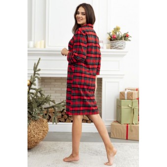 Халат  женский       трикотажный   на пуговицах  с рукавом 7/8  красный