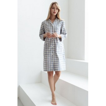 Халат  женский       трикотажный   на пуговицах  с длинным рукавом  голубой