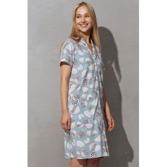 Халат  женский       трикотажный   на пуговицах  с коротким рукавом  голубой