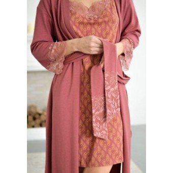 Халат  женский       трикотажный   с запахом  с рукавом 3/4  бордовый