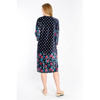 Халат  женский       из велюра   на молнии  с длинным рукавом