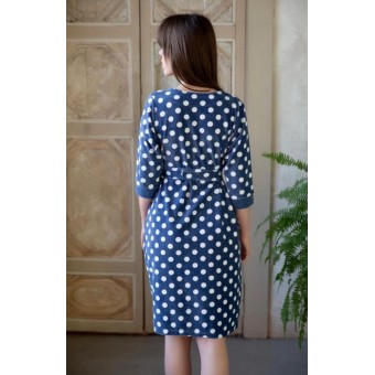 Халат  женский       из велюра   на пуговицах  с рукавом 3/4