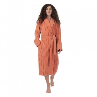 Халат  женский       махровый   с запахом  с длинным рукавом