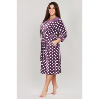 Халат  женский       из велюра   на пуговицах  с длинным рукавом