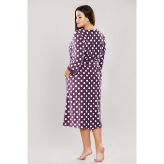 Халат  женский       из велюра   на пуговицах  с длинным рукавом