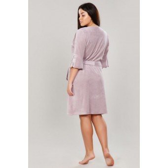 Халат  женский       из велюра   с запахом  с рукавом 3/4