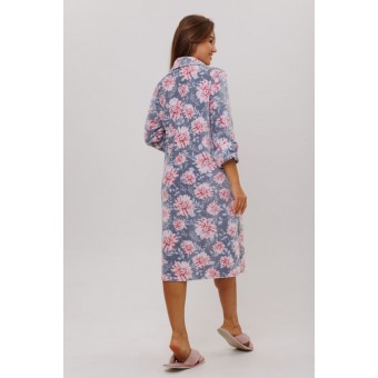 Халат  женский       из велюра   на пуговицах  с длинным рукавом