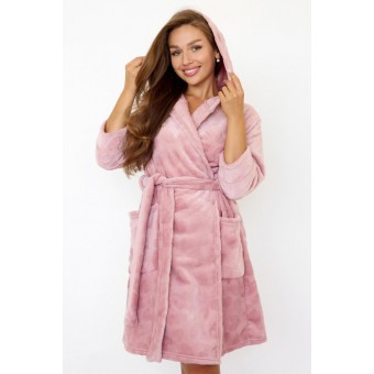Халат  женский       из велсофта   с запахом  с рукавом 3/4  розовый