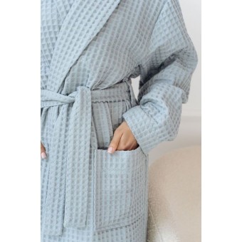 Халат  женский       из вафли   с запахом  с длинным рукавом  голубой
