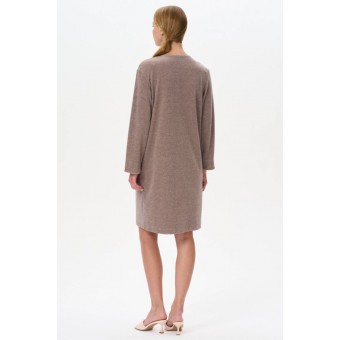 Халат  женский       махровый   на пуговицах  с длинным рукавом