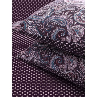 Комплект постельного белья        1,5 спальный из перкаля        с наволочками 70х70 2 шт  Василиса