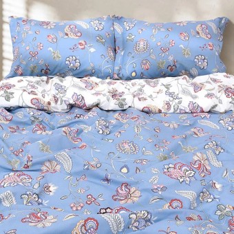 Комплект постельного белья        1,5 спальный из поплина        с наволочками 50х70 2 шт Цветы Uniqcute  