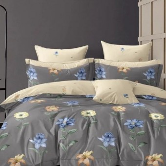 Комплект постельного белья         1,5 спальный из сатина        с наволочками 70х70 2 шт Цветы Kuzina  