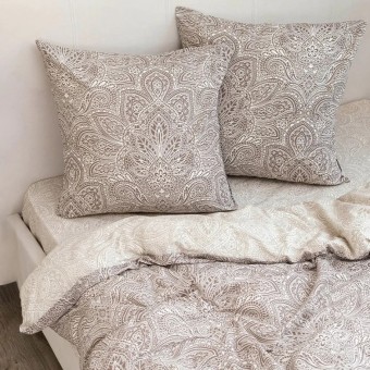 Комплект постельного белья        двуспальный из перкаля        с наволочками 70х70 2 шт Рисунок Василиса