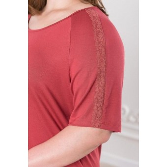 Футболка  женская       из вискозы       красная