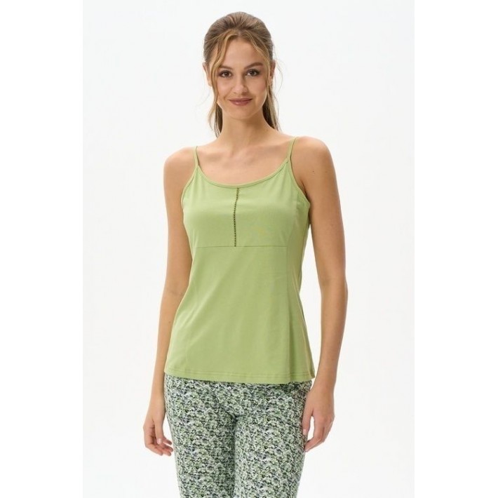Майка женская трикотажная зеленая однотонная