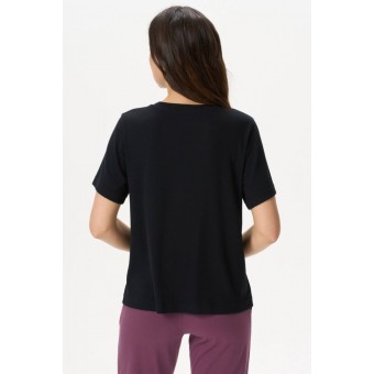 Футболка  женская       трикотажная       черная  однотонная