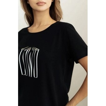 Футболка  женская       трикотажная       черная  Принт Melado