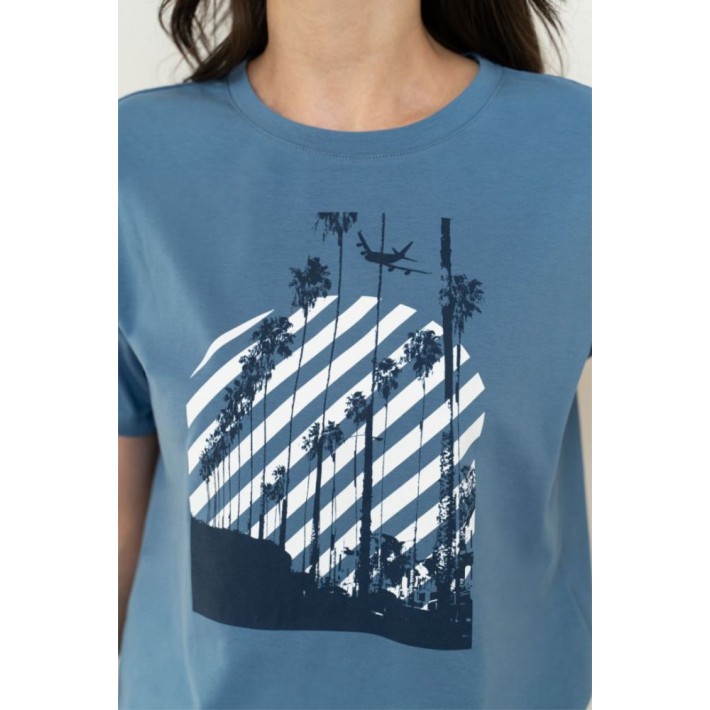 Футболка женская трикотажная голубая Принт Melado