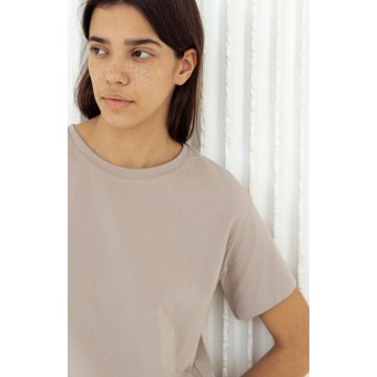 Футболка  женская       трикотажная       бежевая  однотонная Melado