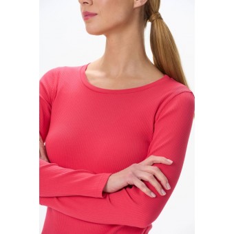 Джемпер  женский       трикотажный       красный  однотонный