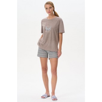 Футболка  женская       трикотажная       бежевая  Животные